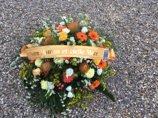 COUSSIN ROND A DOMINANTE BLANCHE ET ORANGE