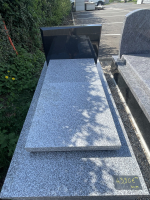 monument Saint Salvy et noir fin